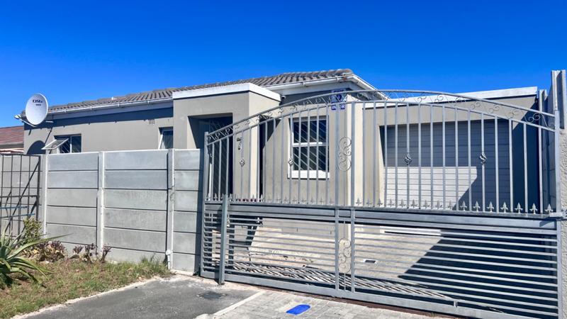 3 Bedroom Property for Sale in Colorado Western Cape